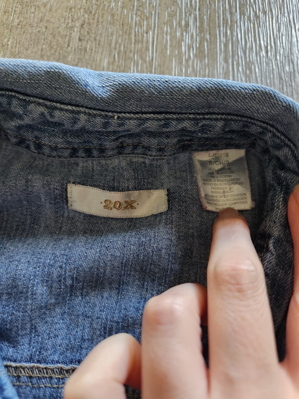 Denim Button-Front Shirt In Blue - Picture 7 of 9